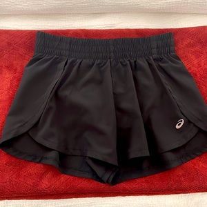 Perfect condition. Black ASICS shorts. XS.